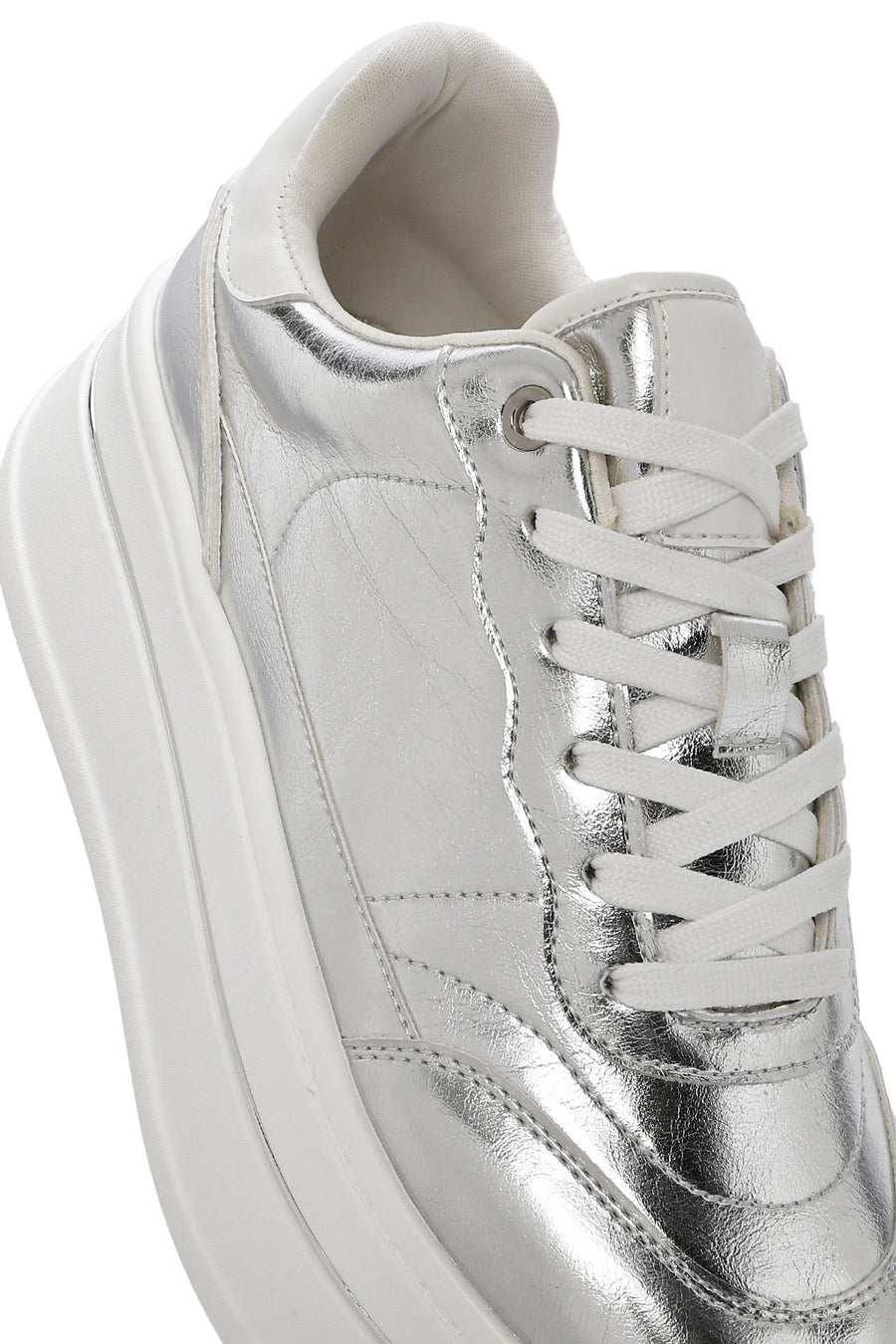 Kadın Gümüş Bağcıklı Kalın Tabanlı Metalik Sneaker
