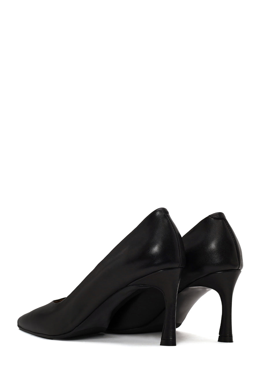 Woman Black Thin-Heeled Leather Stiletto