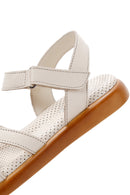 Kadın Bej Deri Comfort Sandalet | Derimod