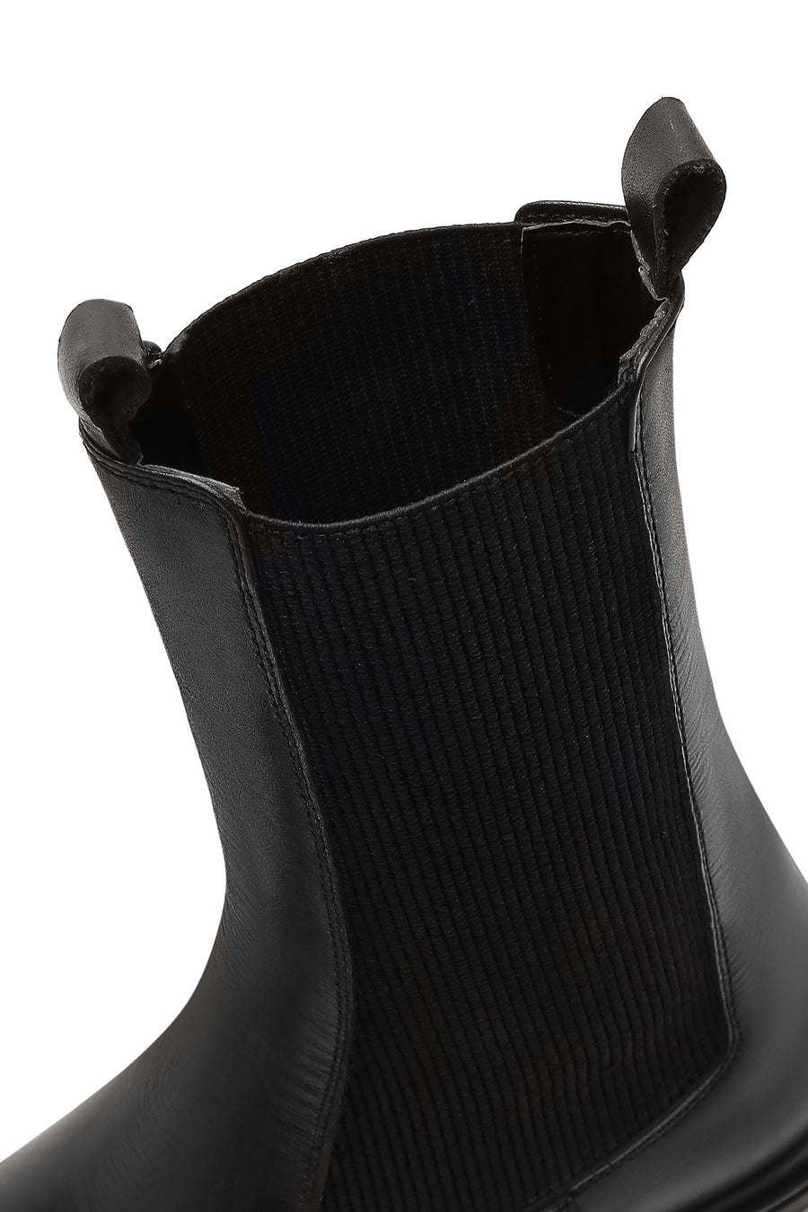 Woman Black Leather Chelsea Boots
