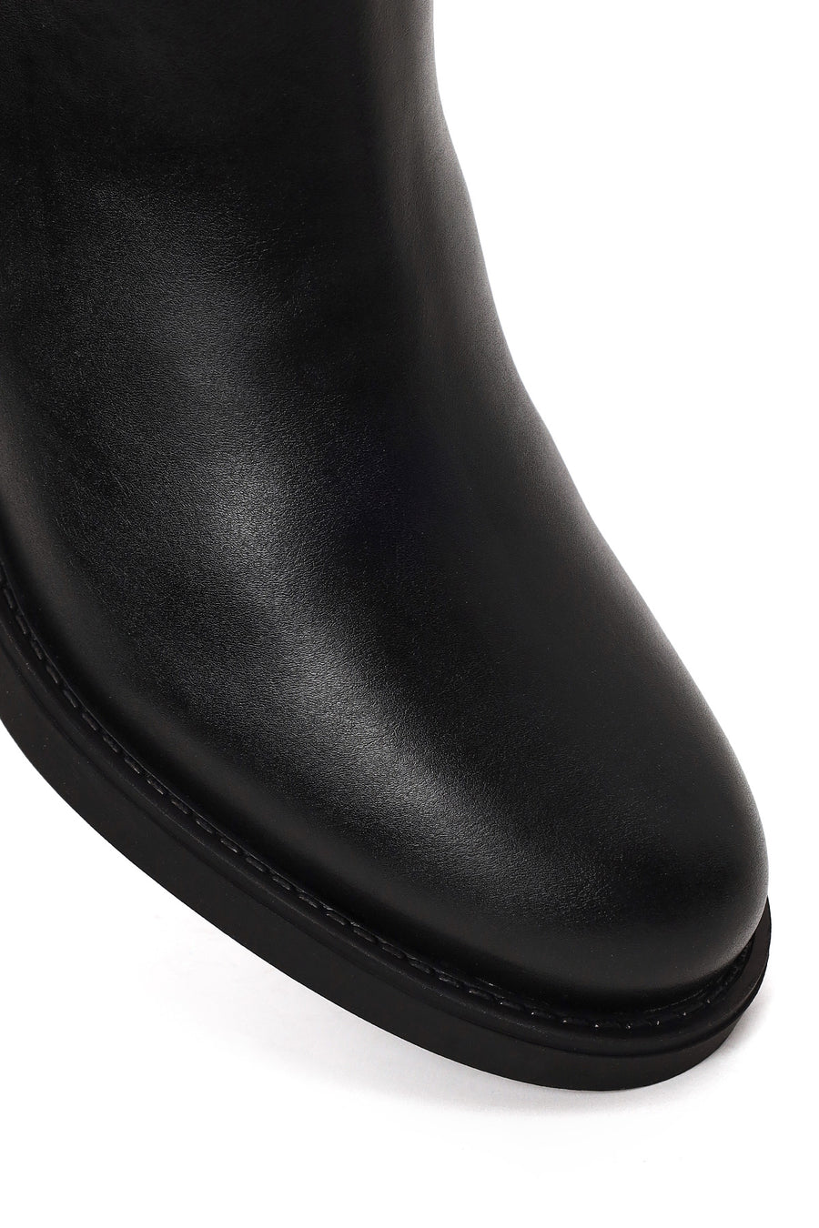 Woman Black Zip Closure Buckled Boots
