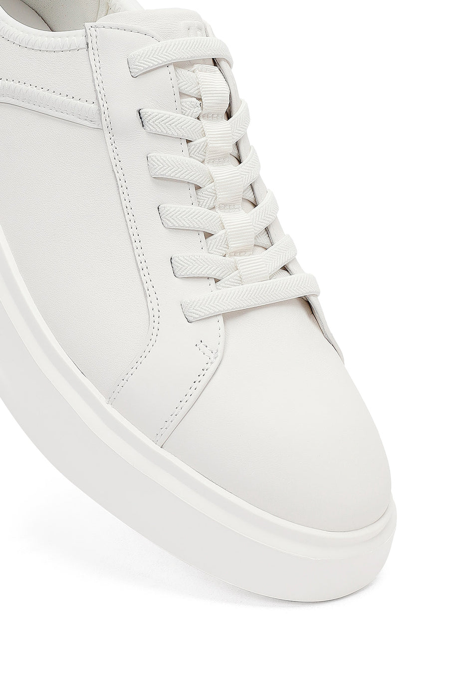 Erkek Beyaz Bağcıklı Kalın Tabanlı Deri Sneaker