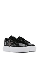 Women's Black Stone Thick Soled Sneaker | Derimod