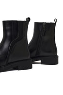 Woman Black Zip Closure Leather Boots | Derimod