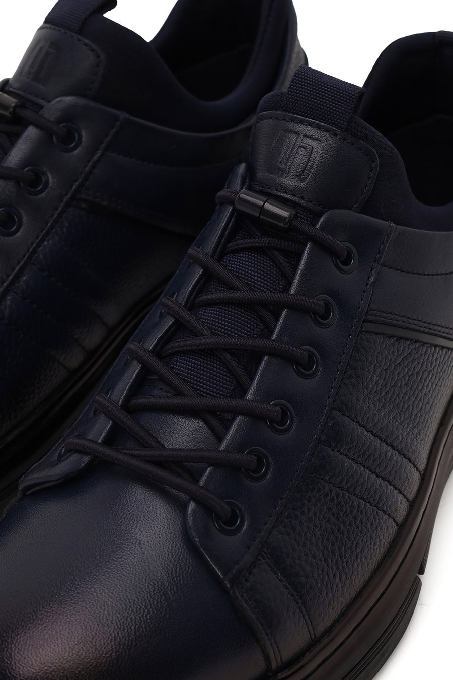 Erkek Lacivert Bağcıklı Deri Sneaker