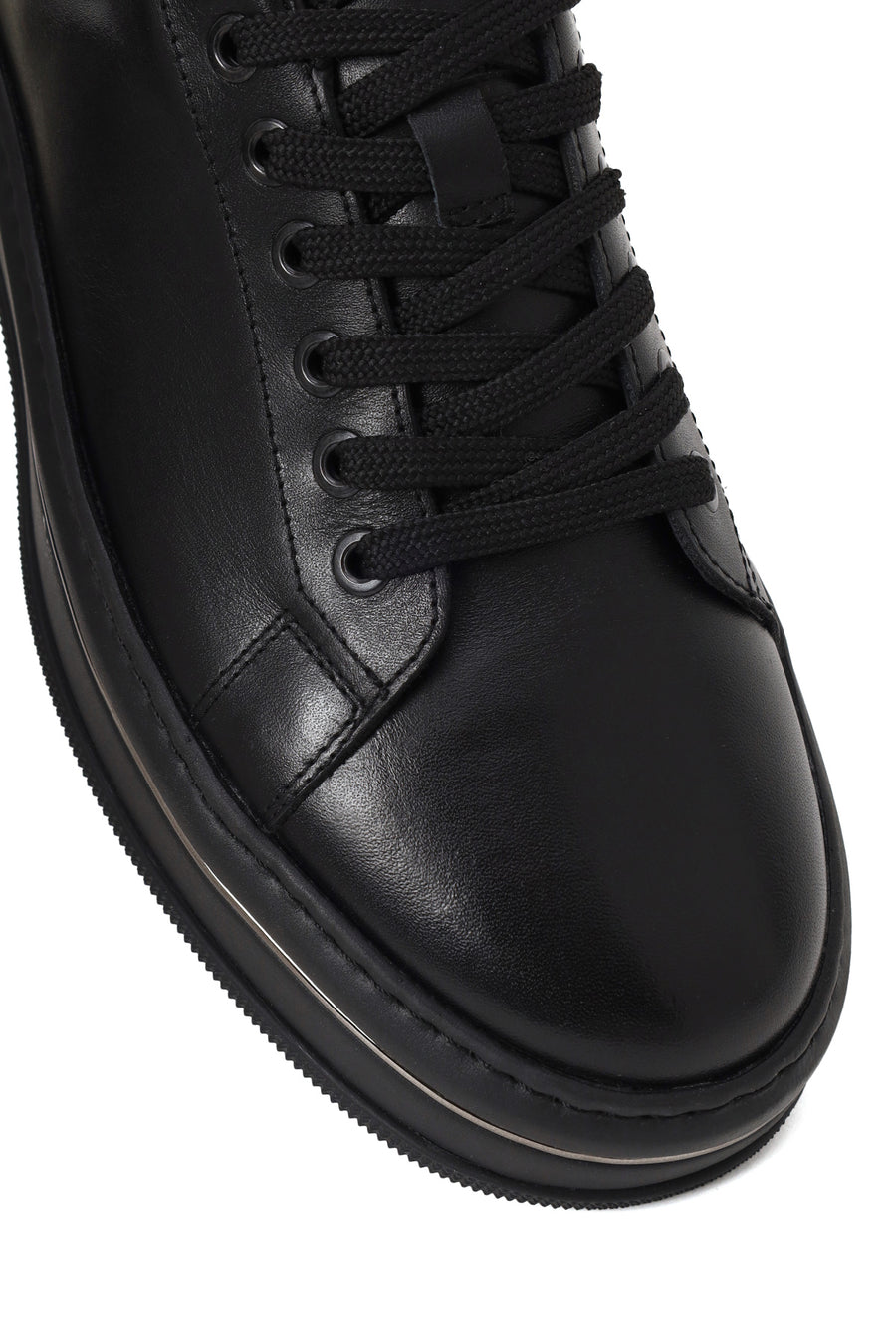 Male Black Lace-Up Chunky-Sole Leather Sneaker