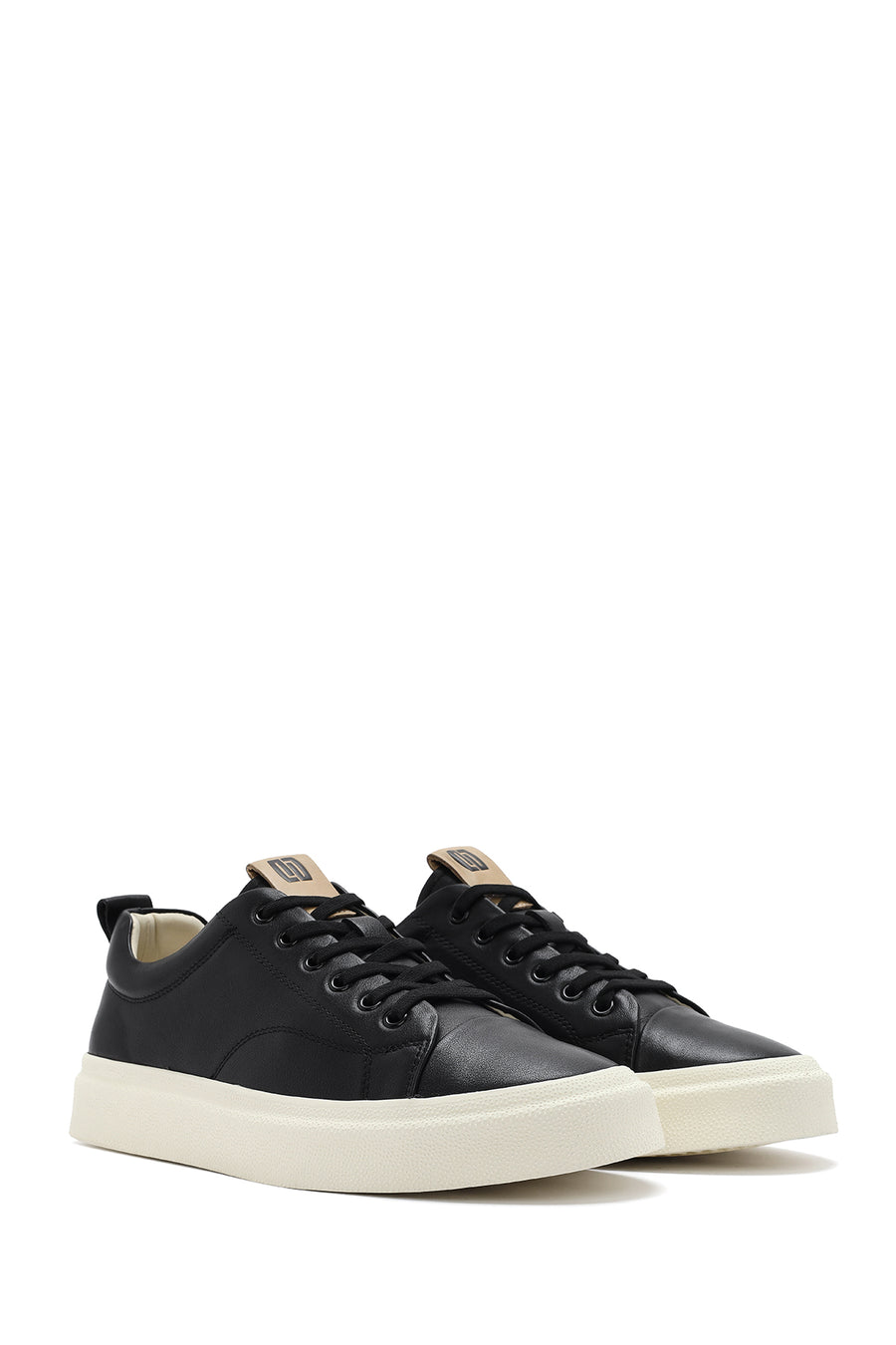 Men's Black Lace-up Leather Sneaker