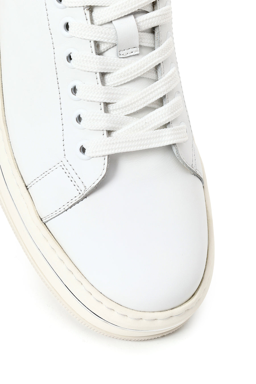 Male White Lace-Up Thick-Soled Leather Sneaker
