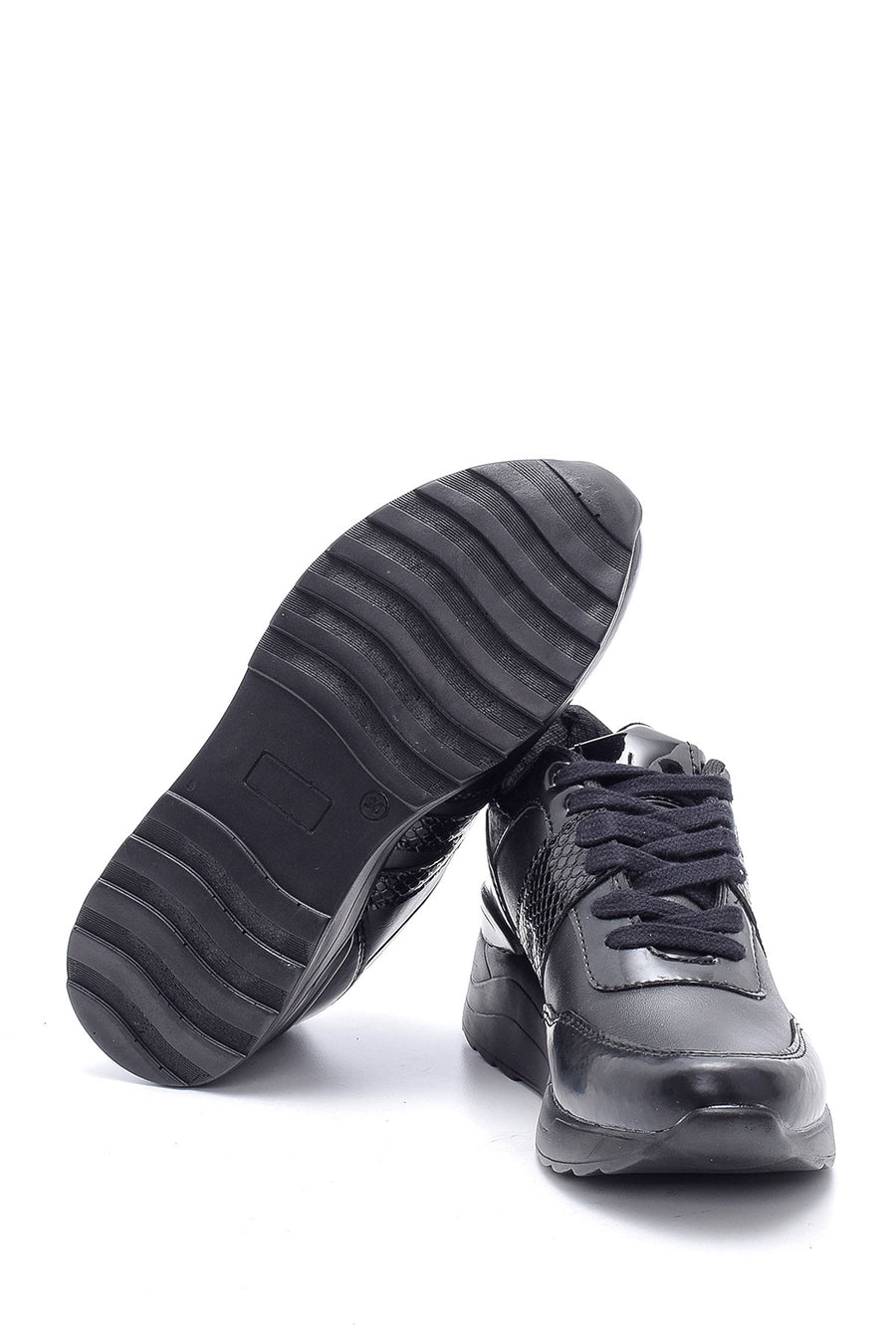 women sneakers
