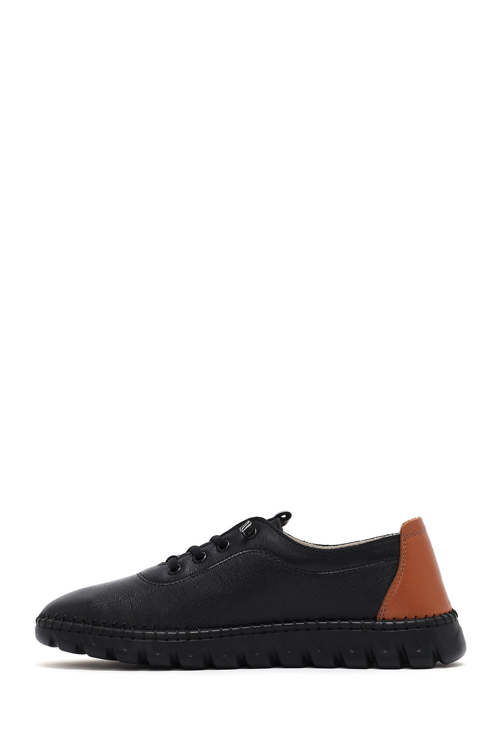 Kadın Siyah Bağcıklı Deri Sneaker