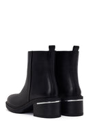 Woman Black Zip Closure Thick-Heeled Leather Boots | Derimod