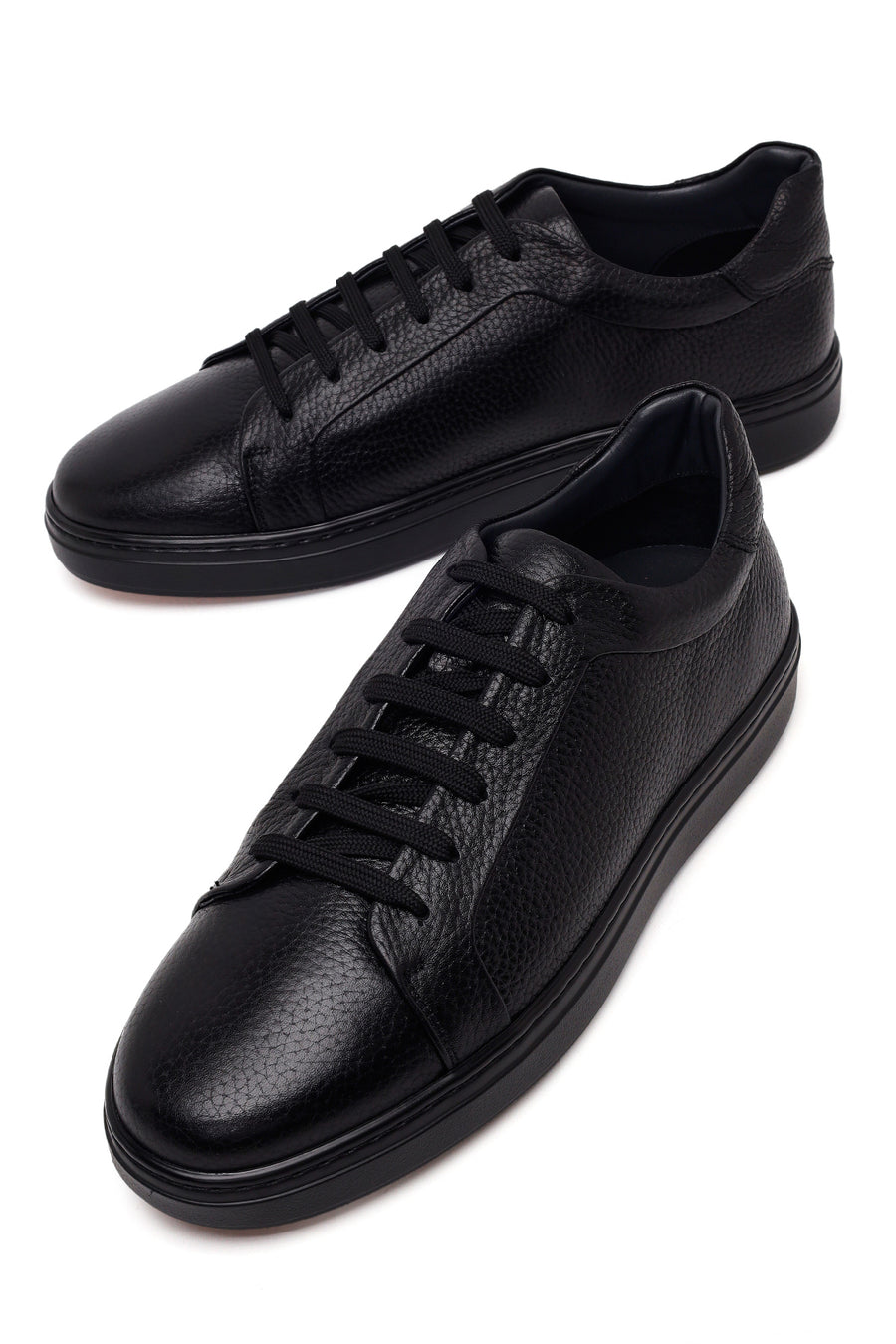 Male Black Lace-Up Leather Sneaker