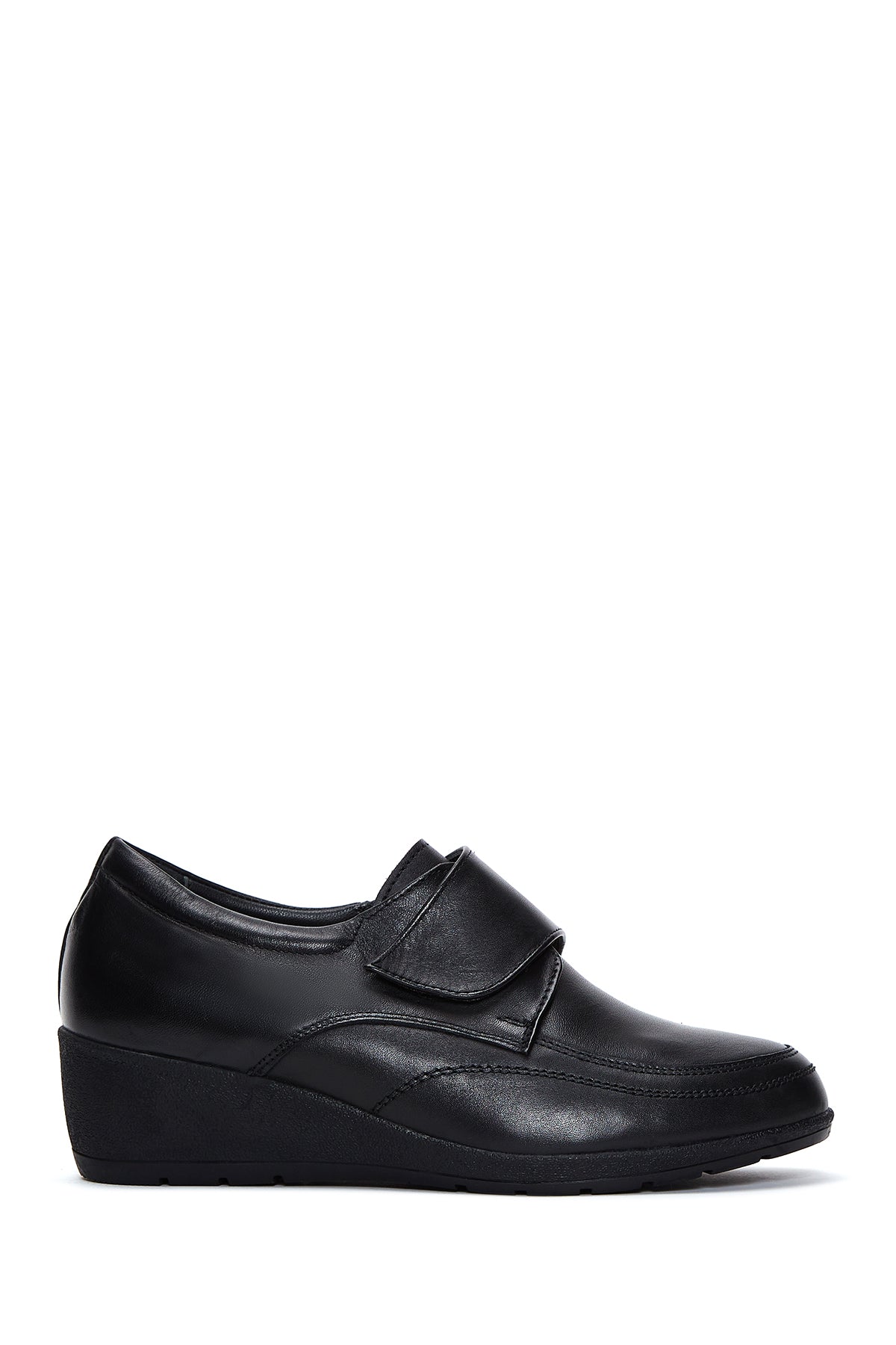 Kadın Siyah Deri Dolgu Topuk Comfort Ayakkabı 23WFD411118 | Derimod