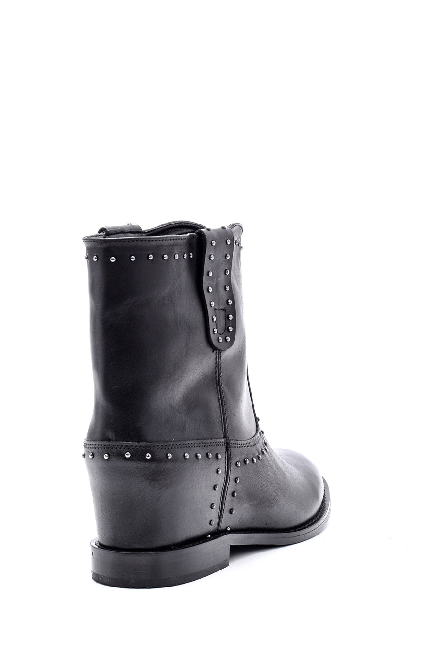 Women's Studded Detailed Leather Boots