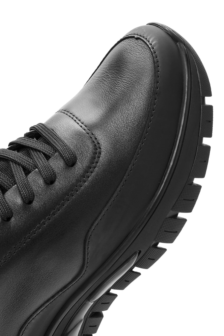 Men's Black Lace-up Leather Sneaker