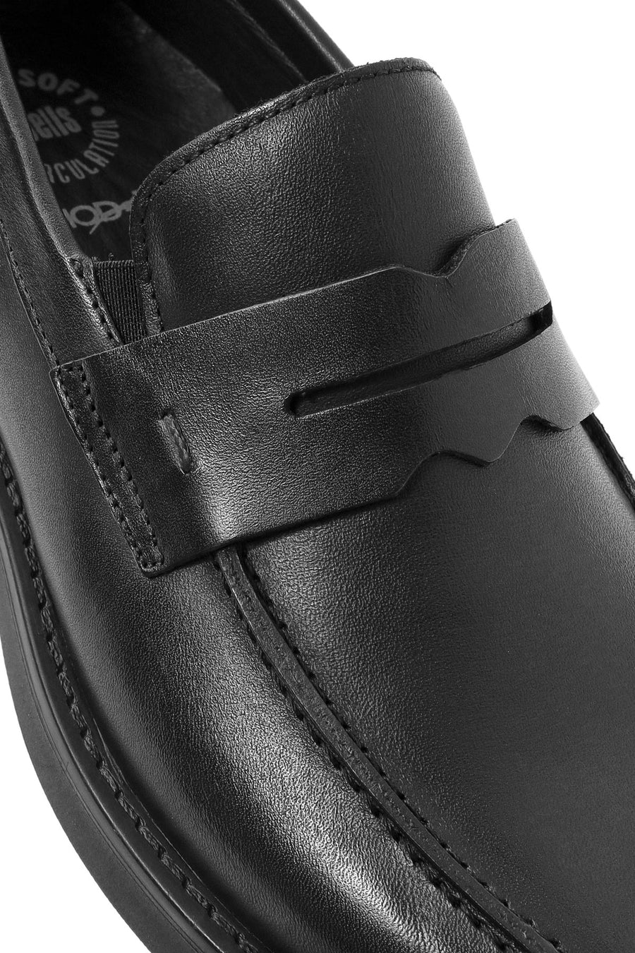 Men's Black Leather Casual Loafer
