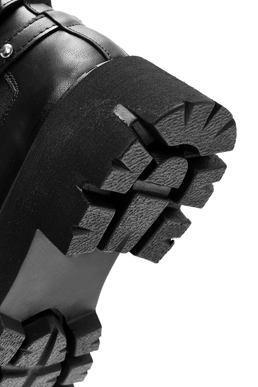 Kadın Siyah Fermuarlı Metal Detaylı Bot