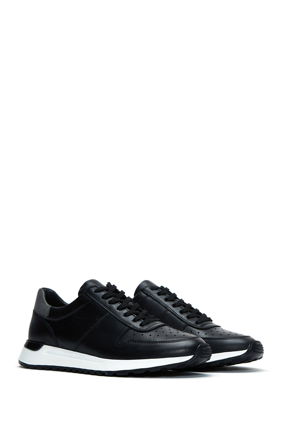 Men's Black Lace-Up Leather Casual Sneaker