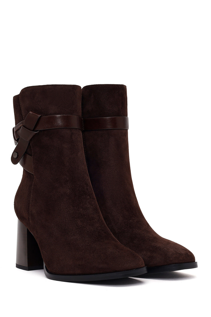 Woman Brown Zip Closure Chunky Heeled Suede Boots