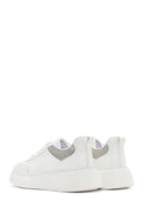 Women's White Thick Soled Stone Sneaker | Derimod