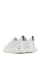 Erkek Beyaz Bağcıklı Kalın Tabanlı Deri Sneaker | Derimod