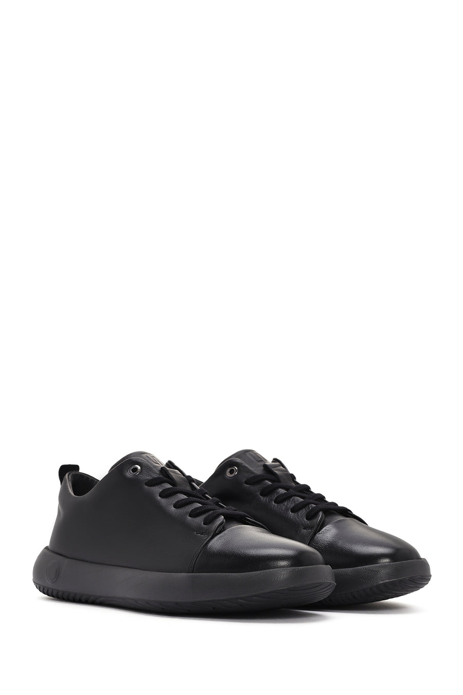 
Men's Black Lace-Up Leather Sneaker
