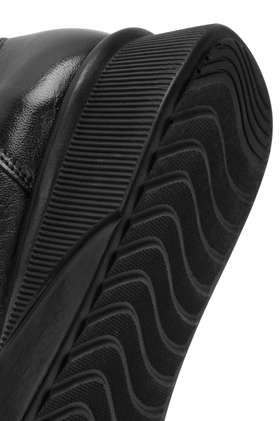 Kadın Siyah Kalın Tabanlı Deri Konfor Ayakkabı