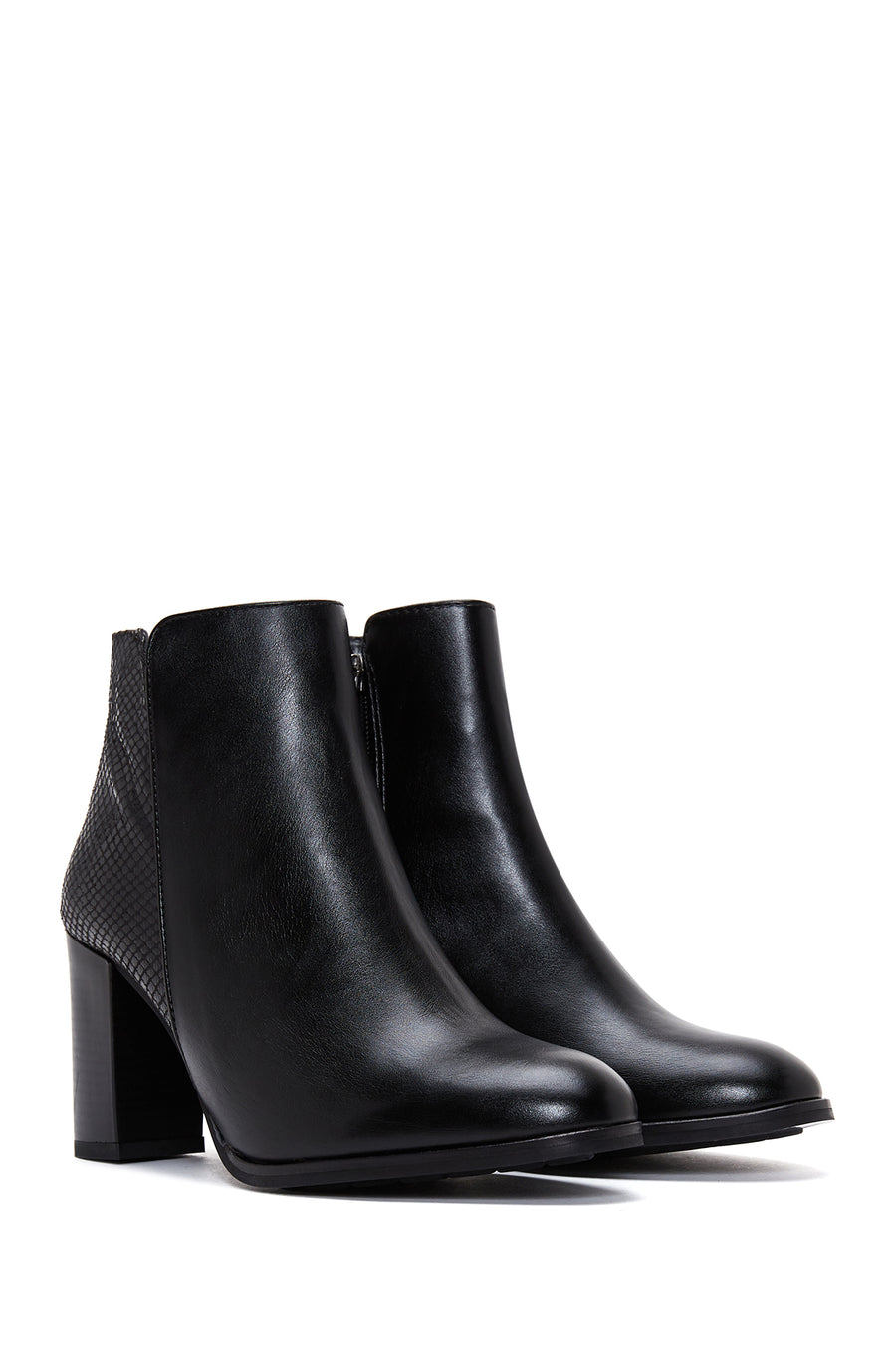 Women's Black Zippered Classic Heeled Boots