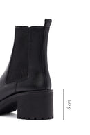 Woman Black Chunky-Heeled Chelsea Boots | Derimod