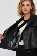 Tracy Women's Black Oversize Short Leather Coat | Derimod