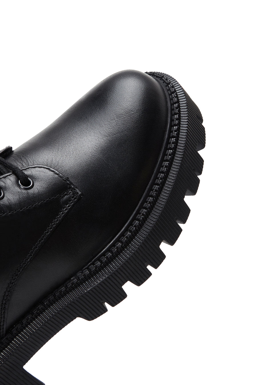 Woman Black Zip Closure Leather Combat Boots