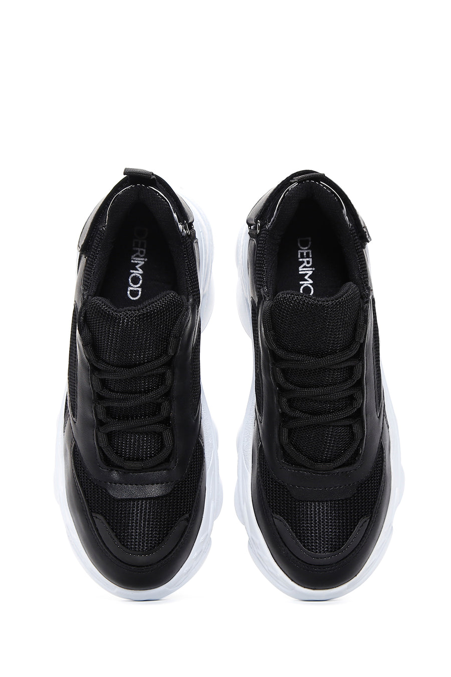 Kadın Siyah Bağcıklı Kalın Tabanlı Sneaker