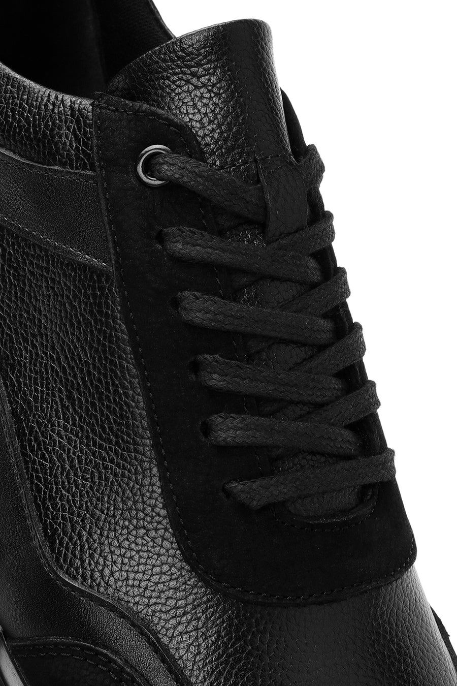 Erkek Siyah Bağcıklı Kalın Tabanlı Deri Casual Sneaker