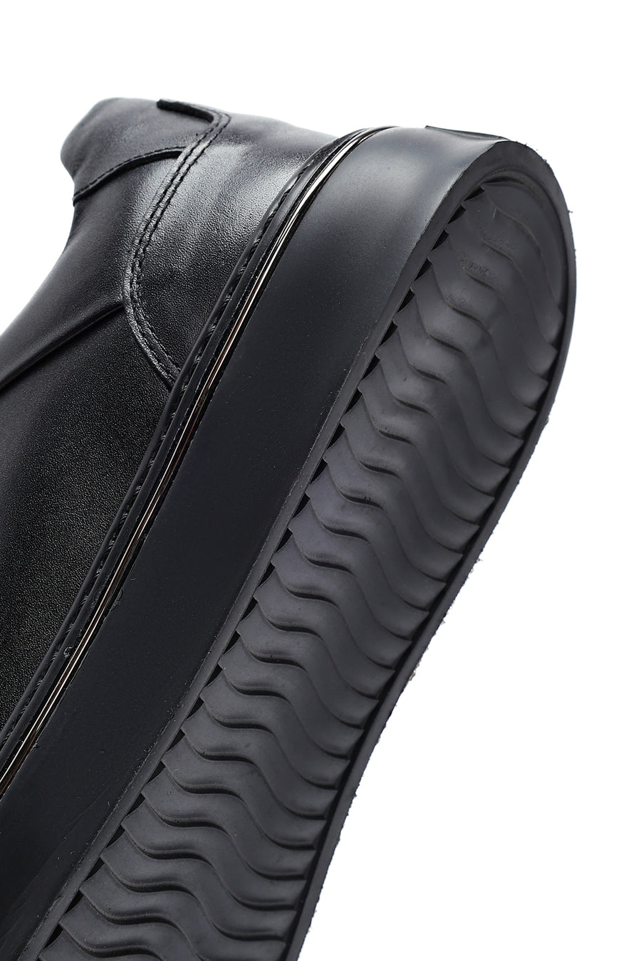 Erkek Siyah Bağcıklı Kalın Tabanlı Deri Sneaker