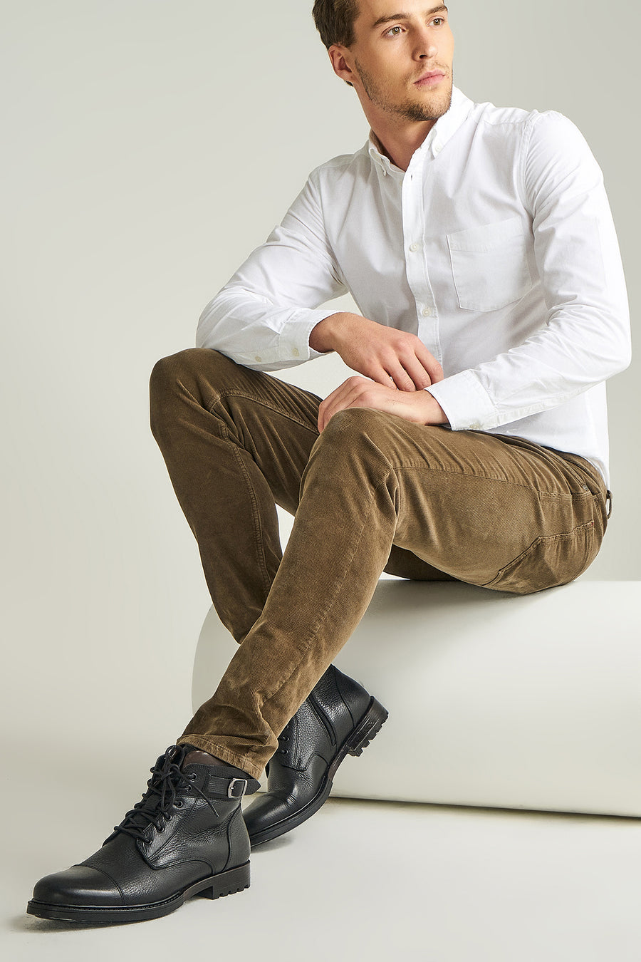 Soft Leather Zippered Men's Boots