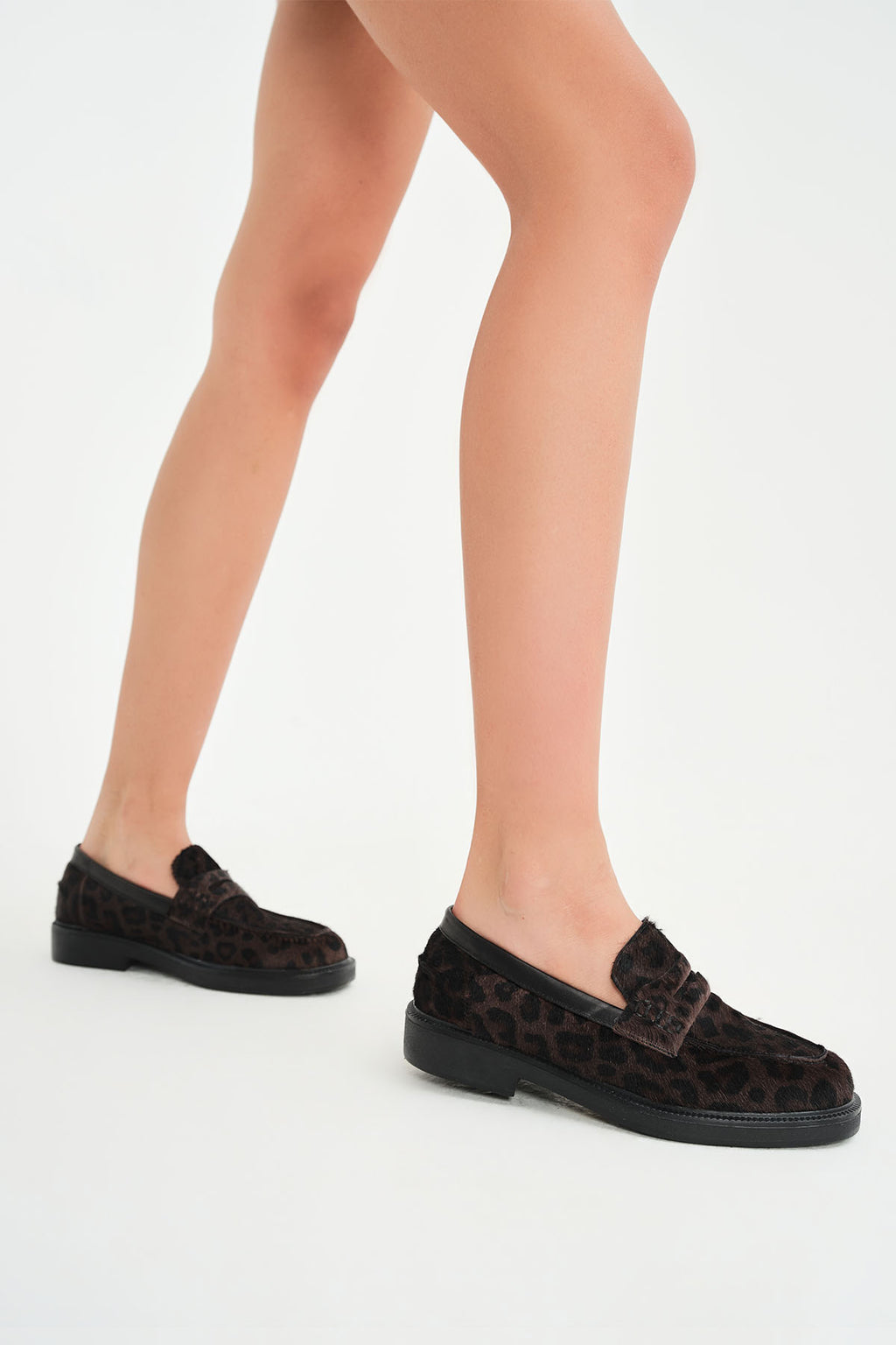 Kadın Leopar Desenli Tüylü Deri Maskülen Loafer