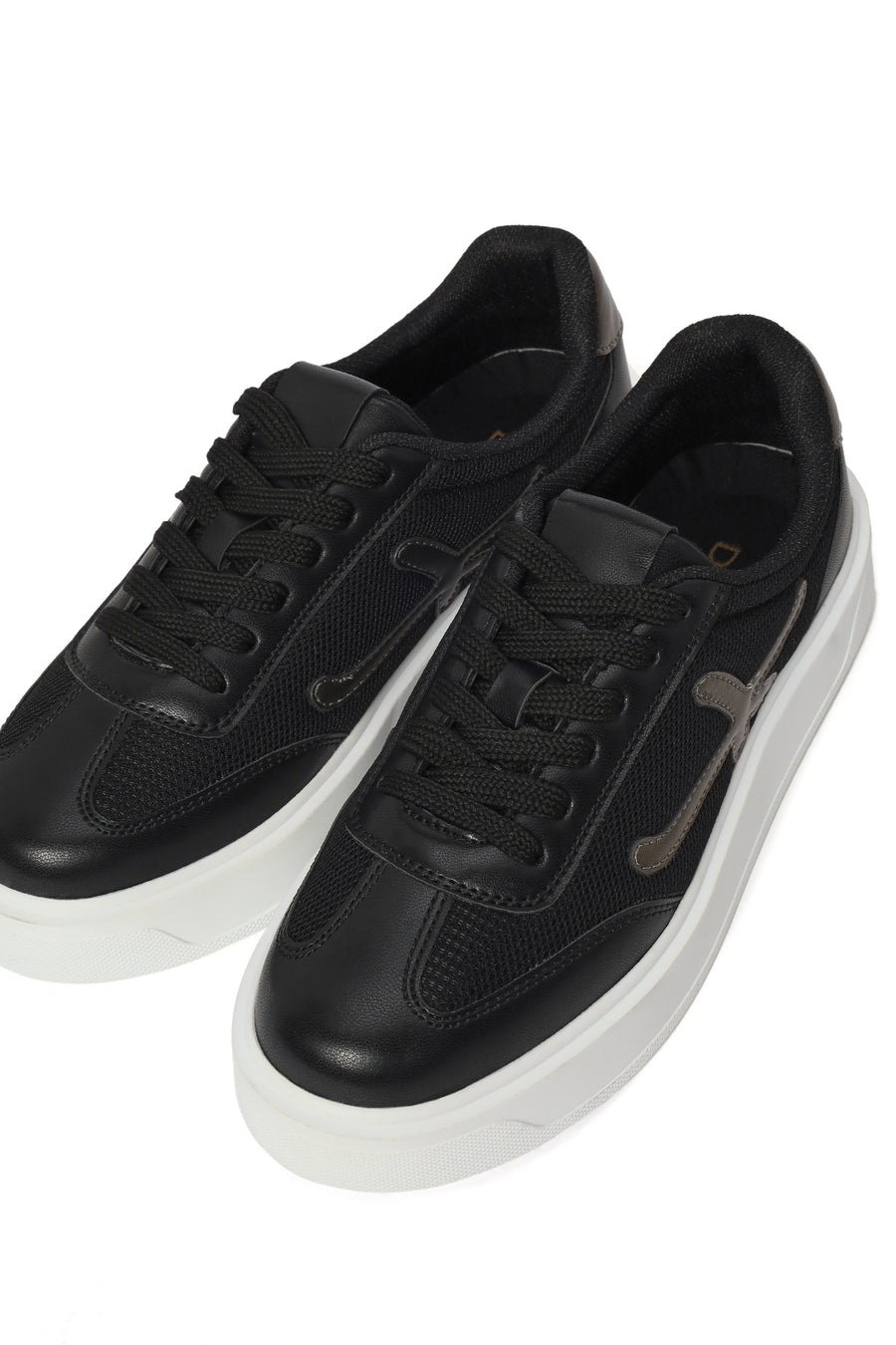 Woman Black Lace-Up Sneakers