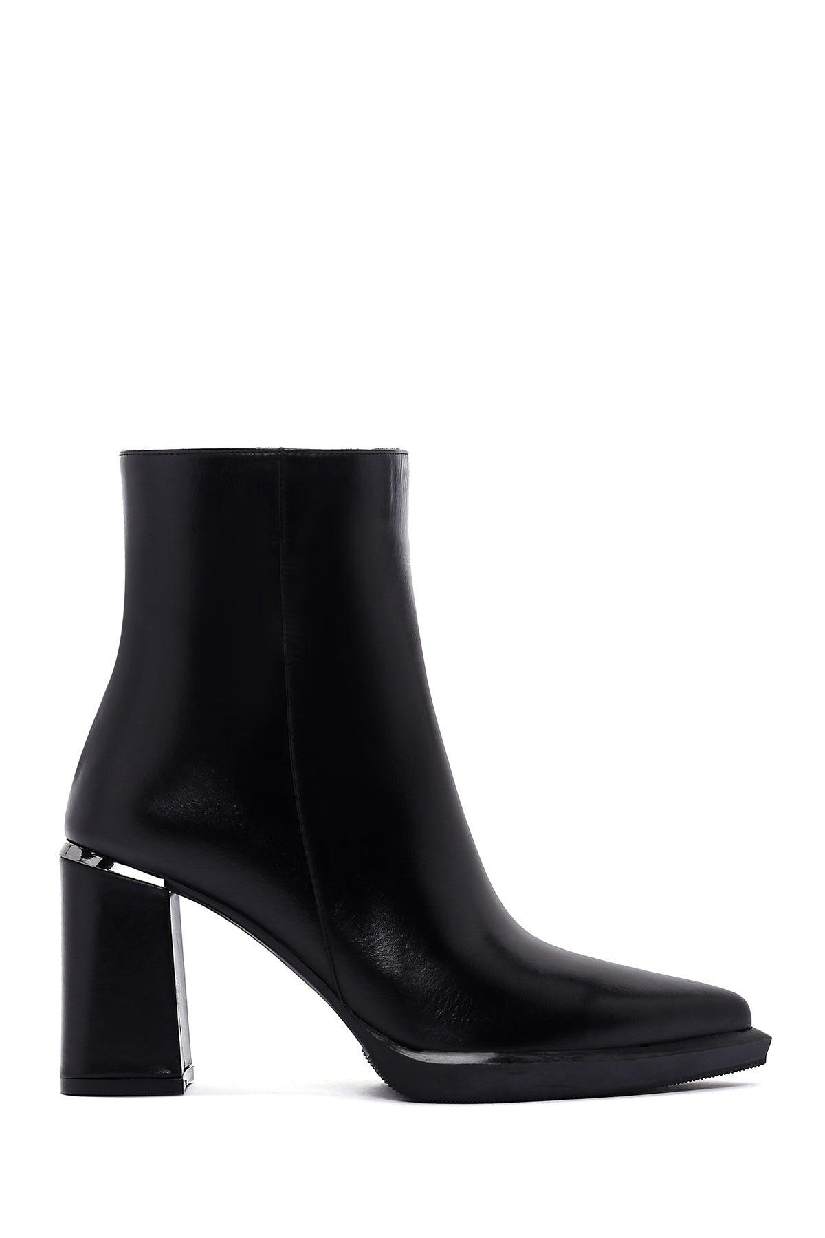 Woman Black Zip Closure Thick-Heeled Leather Boots WF200002DV | Derimod