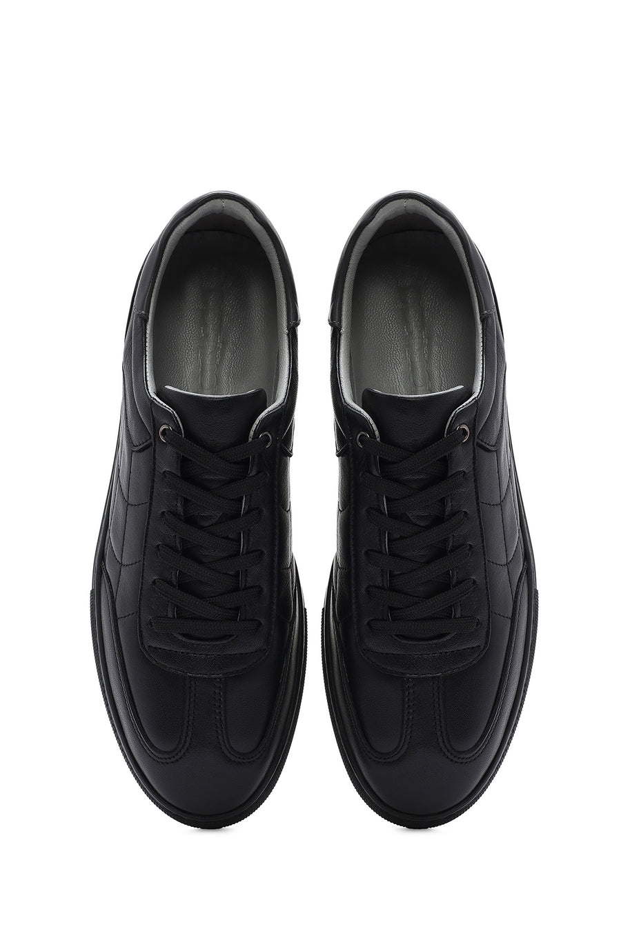 Men's Black Lace-up Leather Sneaker