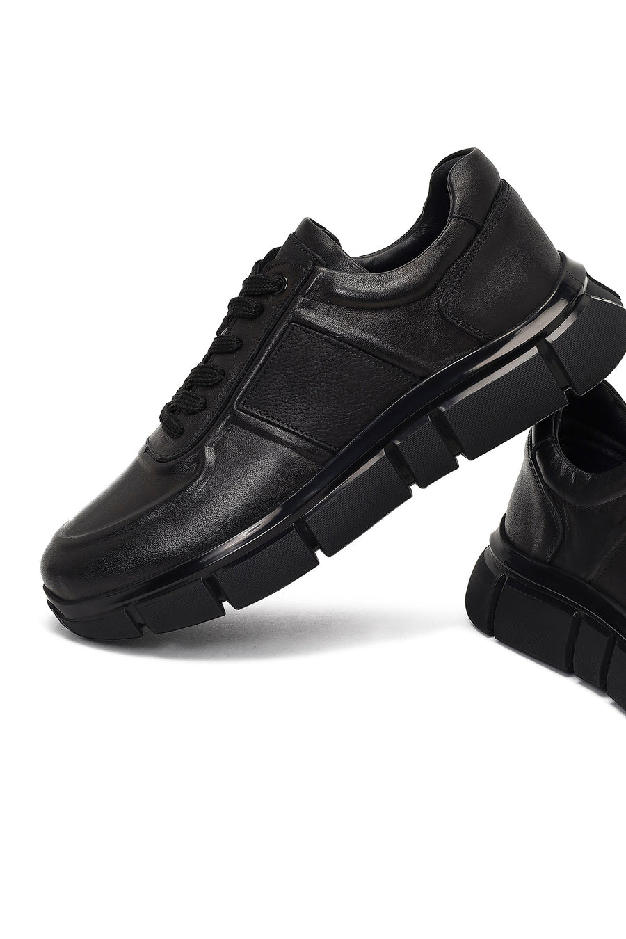 Erkek Siyah Bağcıklı Kalın Tabanlı Deri Sneaker