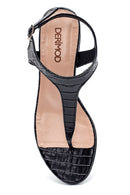 Women's Crocodile Leather Flip Flops Sandals | Derimod