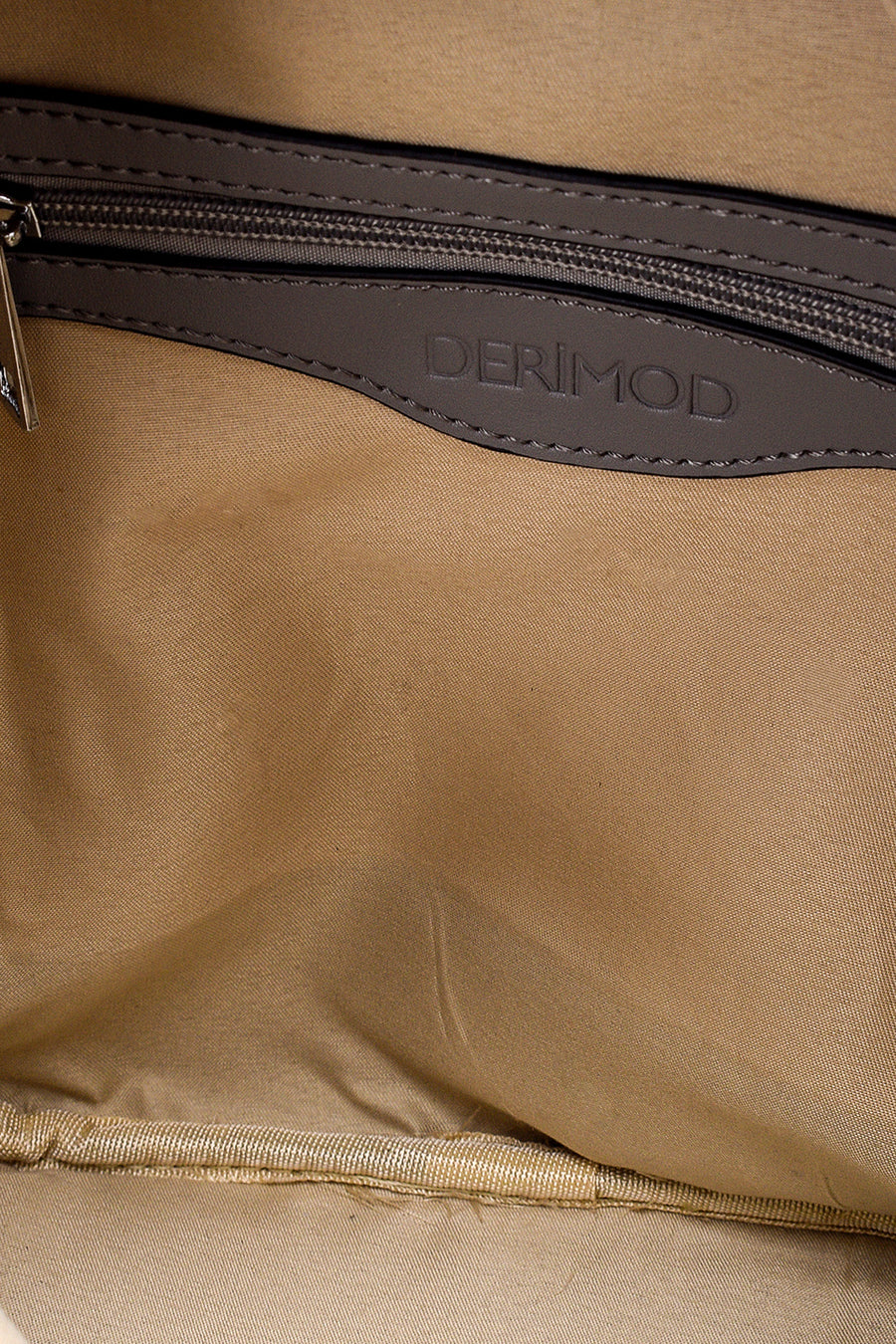 Women's Accessory Detailed Backpack