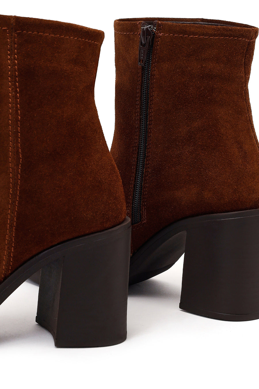Woman Walnut Zip Closure Chunky Heeled Suede Boots