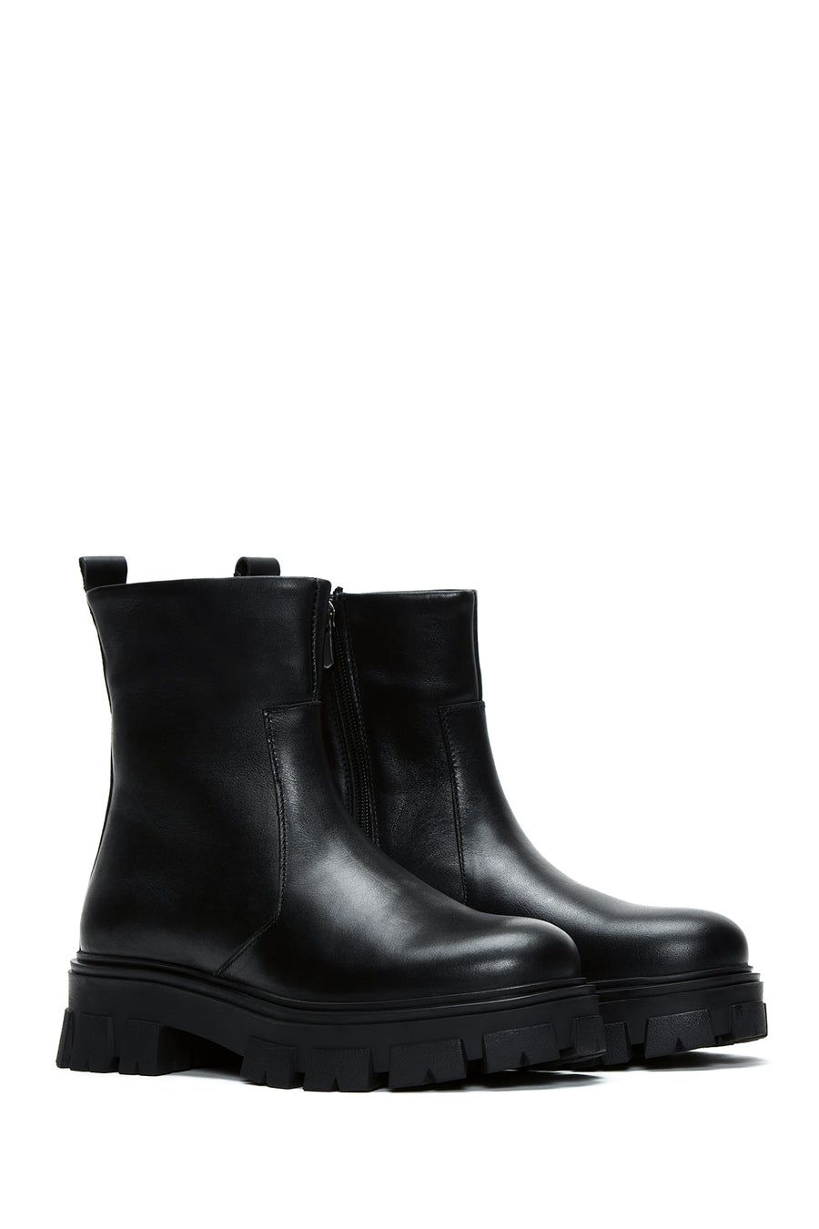 Women's Black Zippered Thick-Sole Leather Boots