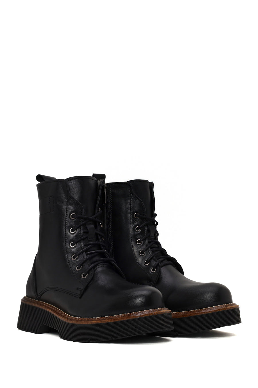 Woman Black Zip Closure Thick-Soled Leather Combat Boots