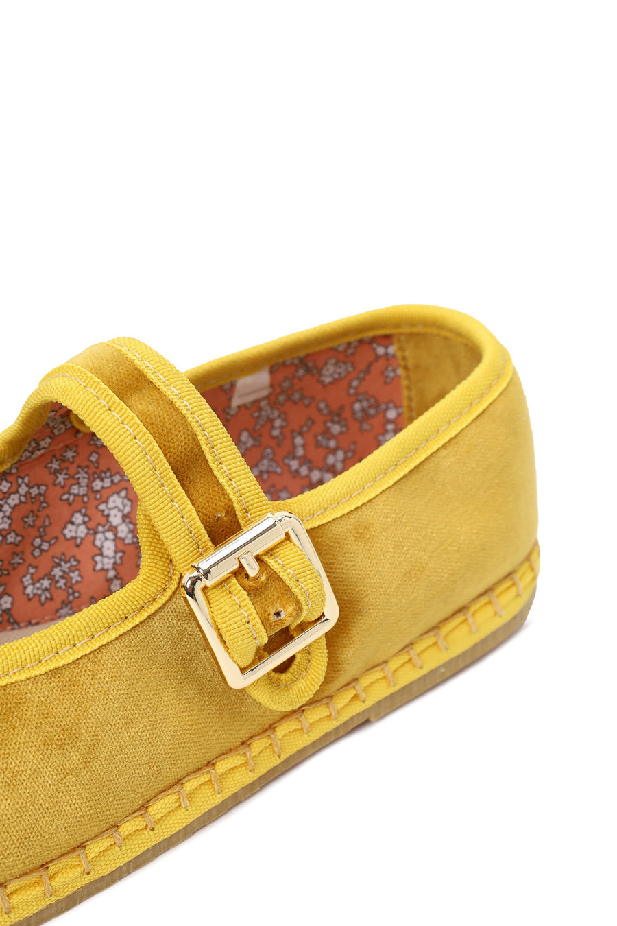 Woman Yellow Buckled Fabric Mary Jane Ballerine flats