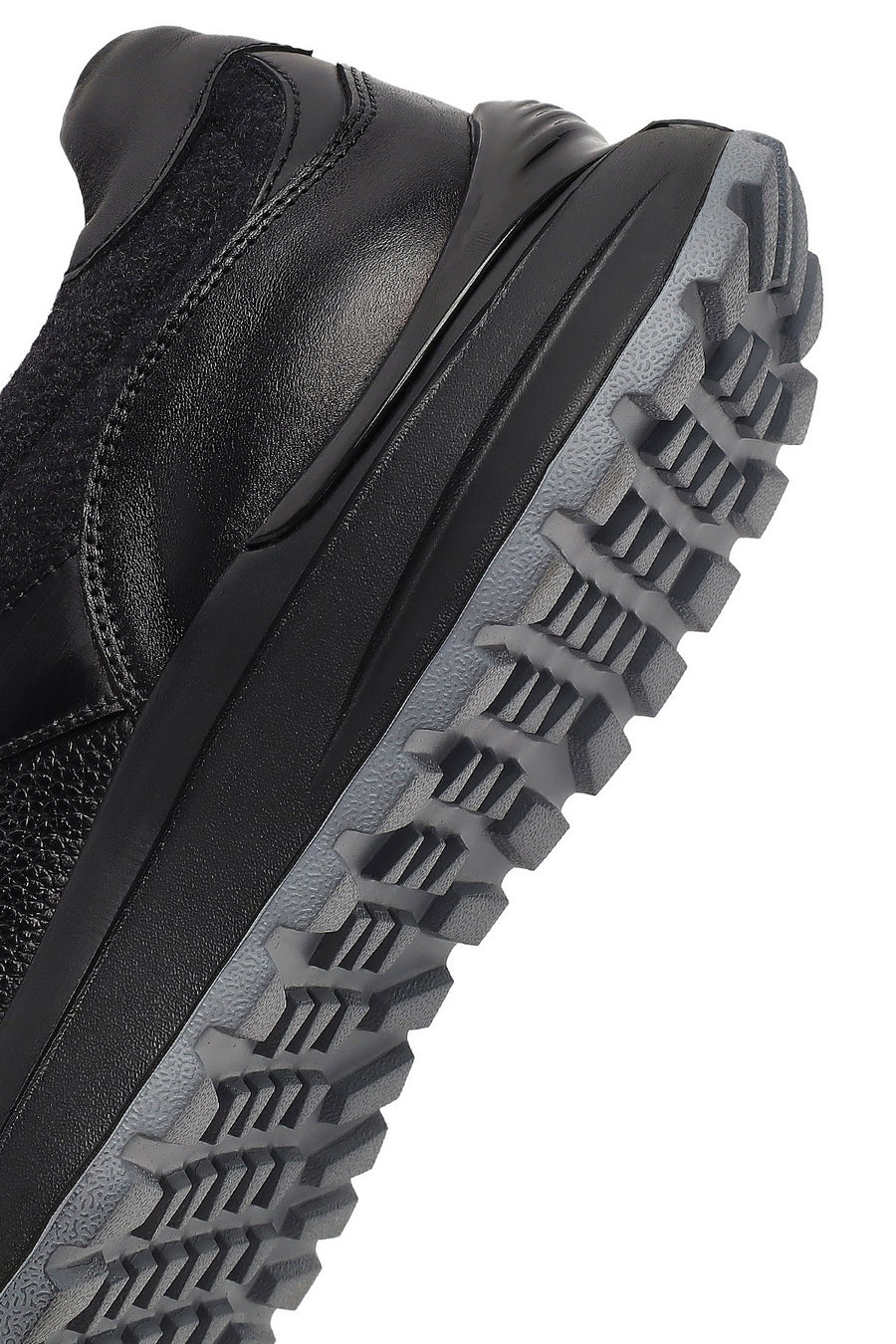 Erkek Siyah Bağcıklı Kalın Tabanlı Deri Sneaker