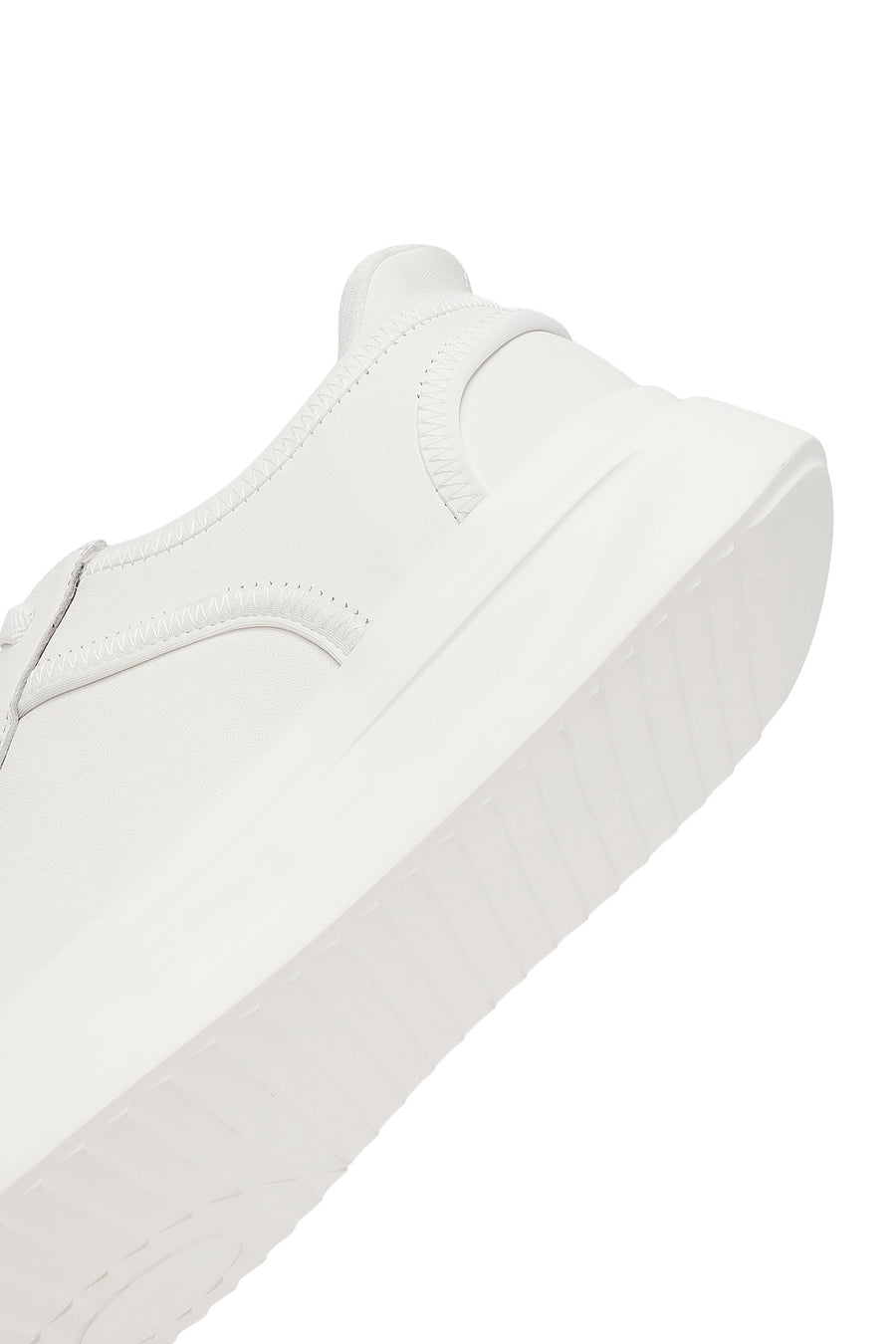 Erkek Beyaz Bağcıklı Kalın Tabanlı Deri Sneaker