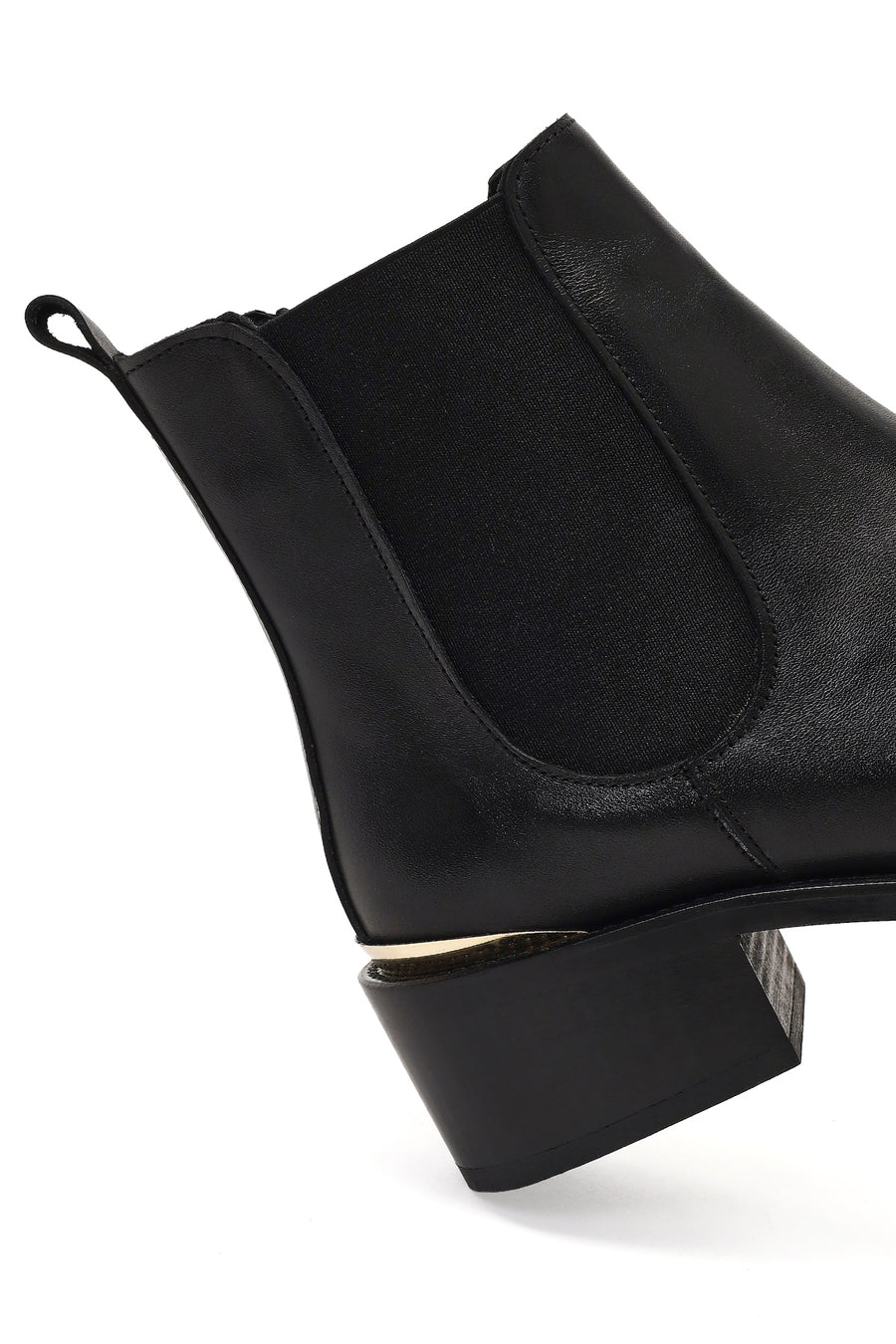 Woman Black Leather Chelsea Boots