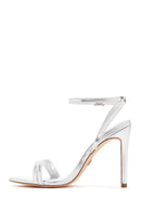 Kadın Gümüş Metalik İnce Topuklu Sandalet | Derimod